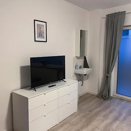 Bookandstay24 Die-burg Mit 4 Schlafzimmern, Kueche Und Balkon Bei Darmstadt, Frankfurt Dieburg
