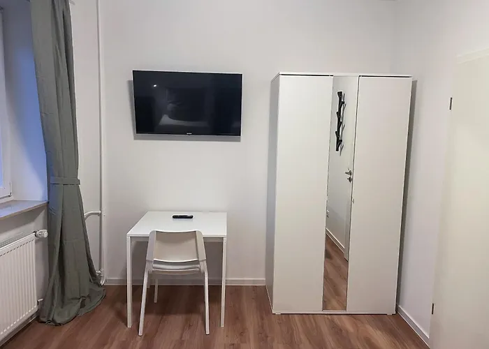 Bookandstay24 Die-burg 4 Zimmerwohnung Mit Kueche Und Balkon Bei Darmstadt, Frankfurt, Rheinmain Gebiet Apartment Dieburg