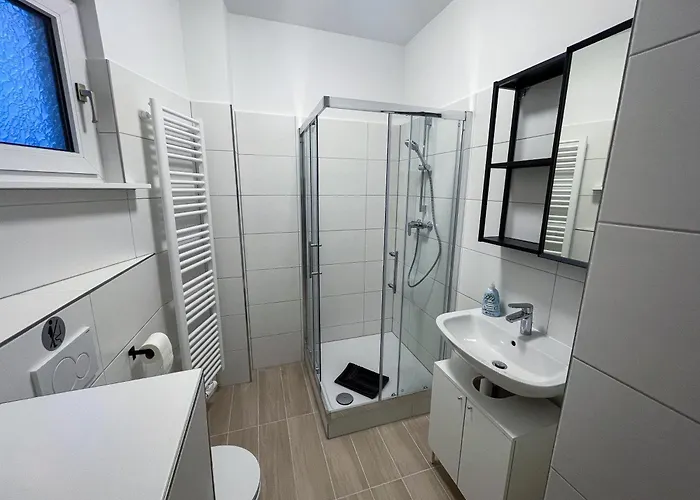 Bookandstay24 Die-burg 4 Zimmerwohnung Mit Kueche Und Balkon Bei Darmstadt, Frankfurt, Rheinmain Gebiet